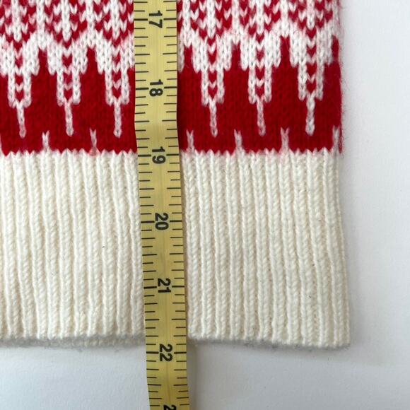 Banana Republic Women's Cropped Ivory & Red Fair Isle Turtleneck Sweater - XL - Picture 5 of 7